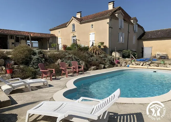 Le Pigeonnier De Bouheben Verlus